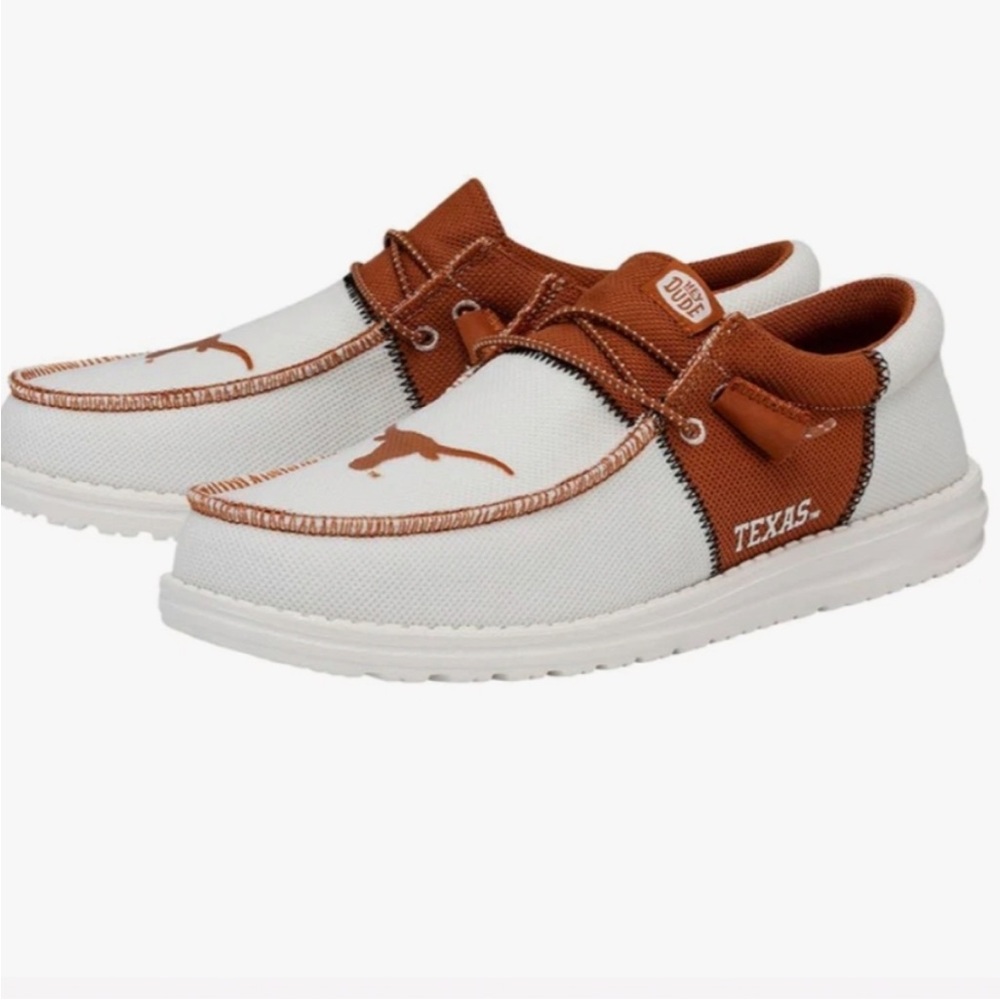 Hey Dude Wally Texas Longhorns Men's Casual Shoes - White and Brown